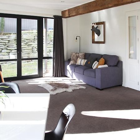Sunny Lakeside Haven Queenstown Exterior foto